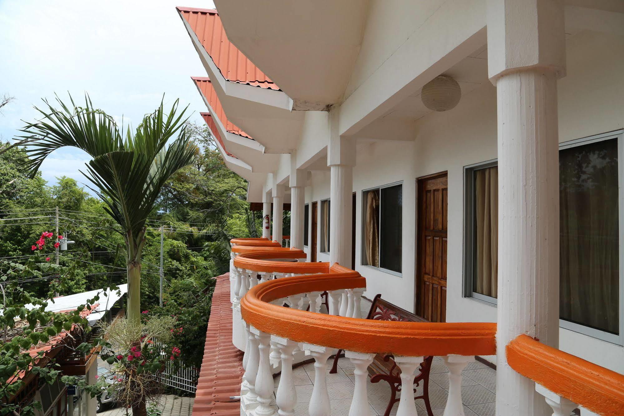 Hotel Coco Beach 마누엘안토니오 외부 사진